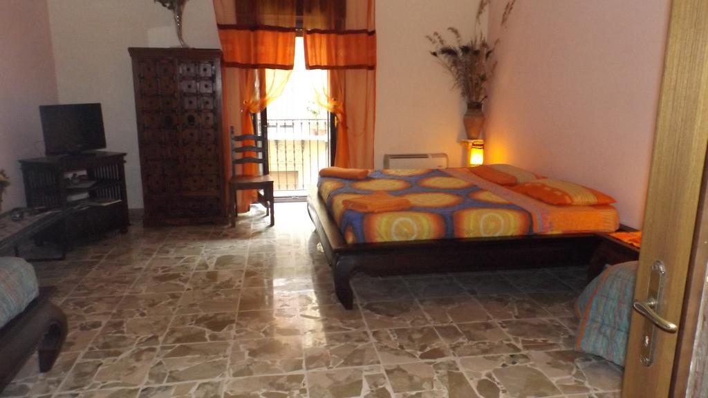 פיאצה ארמרינה Bed And Breakfast Baobab מראה חיצוני תמונה